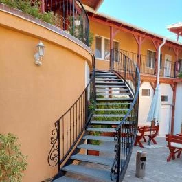 Aranypatkó Panzió étterme, Győrújbarát - Külső kép