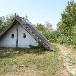 Aranyponty Halászati Múzeum, Sáregres - Külső kép