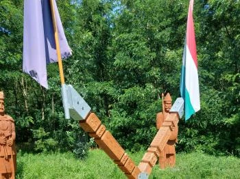 Aranyszablya emlékhely Geszteréd