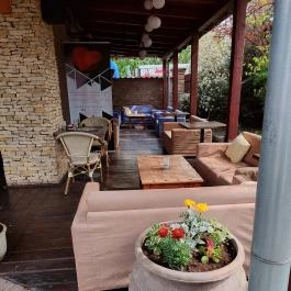 Aredo Étterem & Kávézó Aszód - Belső