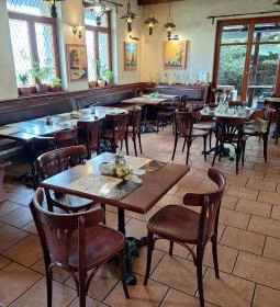 Aredo Étterem & Kávézó