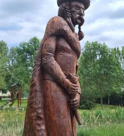 339. legjobb látnivaló: Árpád apánk