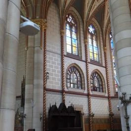 Árpád-házi Szent Erzsébet-plébániatemplom Budapest - Belső