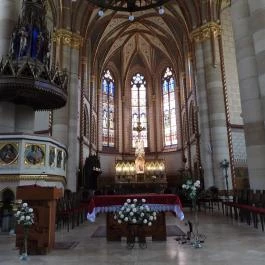 Árpád-házi Szent Erzsébet-plébániatemplom Budapest - Belső