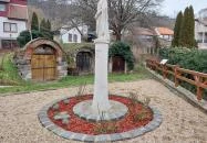 Árpád-házi Szent Erzsébet-szobor Nagymaros