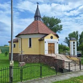 Árpád-házi Szent Kinga Templom, Küngös - Külső kép