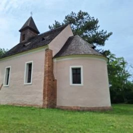 Árpád-kori Szent Kereszt felmagasztalása templom Teleki - Külső kép