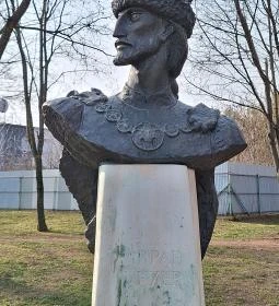 Árpád vezér szobor