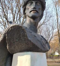 Árpád vezér szobor