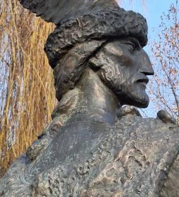 Árpád vezér szobor