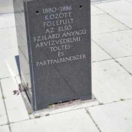 Árvízi emlékmű Szeged - Egyéb