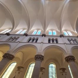 Assisi Szent Ferenc Plébániatemplom Budapest - Belső