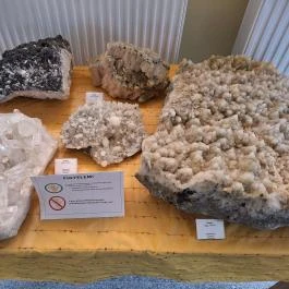 Ásványok Háza Gyöngyösoroszi - Egyéb