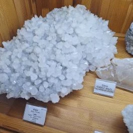 Ásványok Háza Gyöngyösoroszi - Egyéb