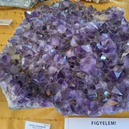 Ásványok Háza Gyöngyösoroszi - Egyéb