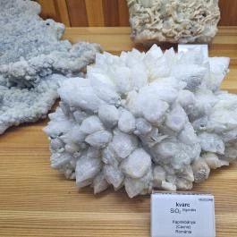 Ásványok Háza Gyöngyösoroszi - Egyéb