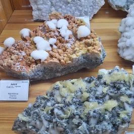 Ásványok Háza Gyöngyösoroszi - Egyéb