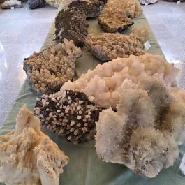 Ásványok Háza Gyöngyösoroszi - Egyéb