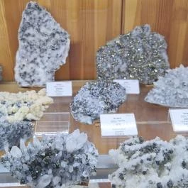 Ásványok Háza Gyöngyösoroszi - Egyéb