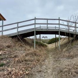 Attila Domb, Tápiószentmárton - Külső kép