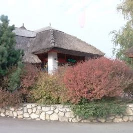 Autós Pihenő Gyulakeszi - Külső kép