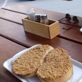 Autós Pihenő Gyulakeszi - Étel/ital