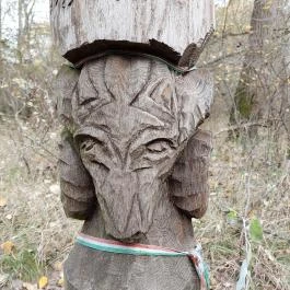 Avar fejedelmi emlékoszlop Kunszentmiklós - Egyéb