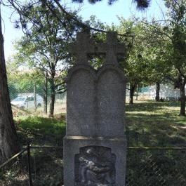 Avasi templomrom Szigliget - Külső kép