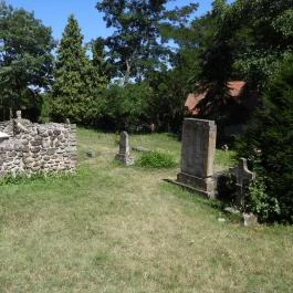 Avasi templomrom Szigliget - Külső kép