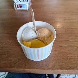 Axel Cukrászda, Reggeliző, Pékség, Fagyizó & Pizzéria Törökbálint - Étel/ital