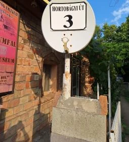 Az Öreg Décseihez Múzeumfal