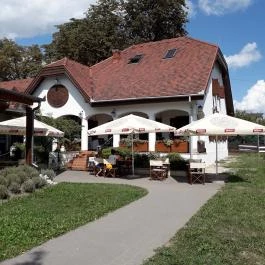 AzÉn Anyósom Alsópáhok - Külső kép