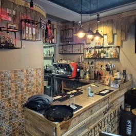 AzziPizza, Délegyháza - Belső