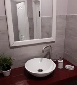 B Terv Lunch & Lounge