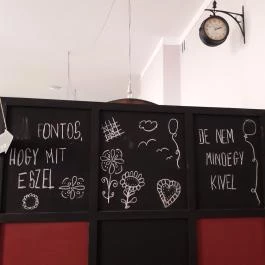 B Terv Lunch & Lounge Sümeg - Belső