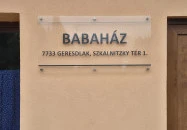 Babakiállítás Geresdlak