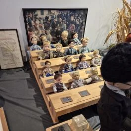 Babakiállítás Geresdlak - Egyéb