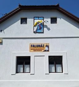 Babamúzeum és Faluház