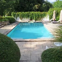 Babérliget Kúria, Polány - Medence/kert