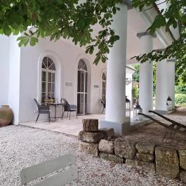 Babérliget Kúria, Polány - Külső kép