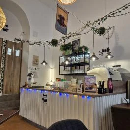 Bagoly Cafe, Budapest - Belső