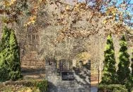 A bagoly-lyuki Holocaust emlékmű Szúcs