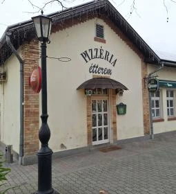 Bakterház Pizzéria és Étterem