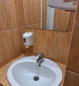 Bakterház Pizzéria és Étterem