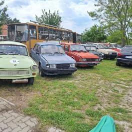 Bala-Toni Retro múzeum Balatonf?kajár - Külső kép