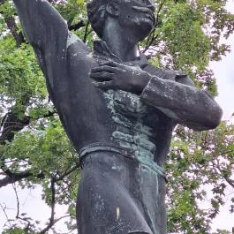 Balassa Bálint szobor, Esztergom - Egyéb