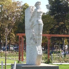 Balatoni sellő szobor Siófok - Külső kép