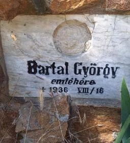 Balesetek áldozatainak emlékhelye