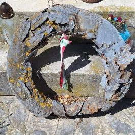 Balesetek áldozatainak emlékhelye Kölesd - Egyéb