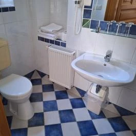 Bánó Mária Kastélyszálló, Fels?mocsolád - Fürdőszoba